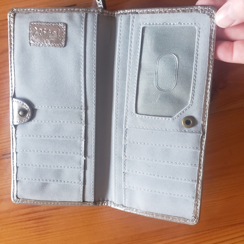 FOSSIL Genuine Leather Wallet - Picture 5 of 9